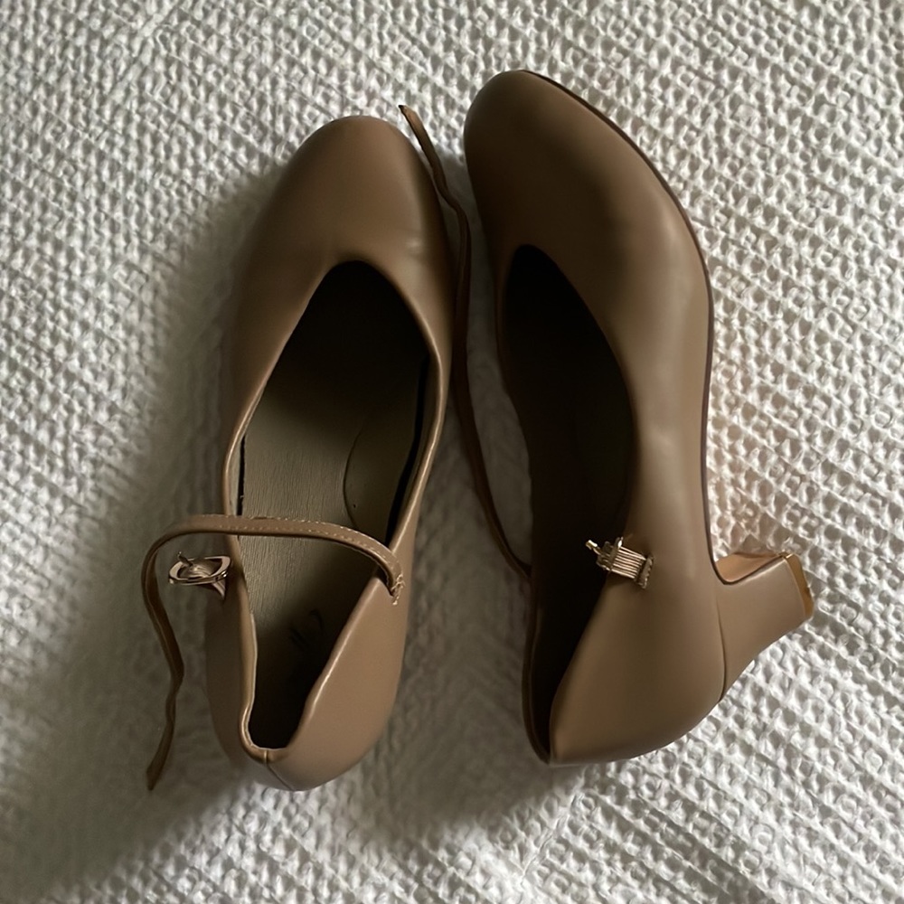 Performer shoes ✨🤍